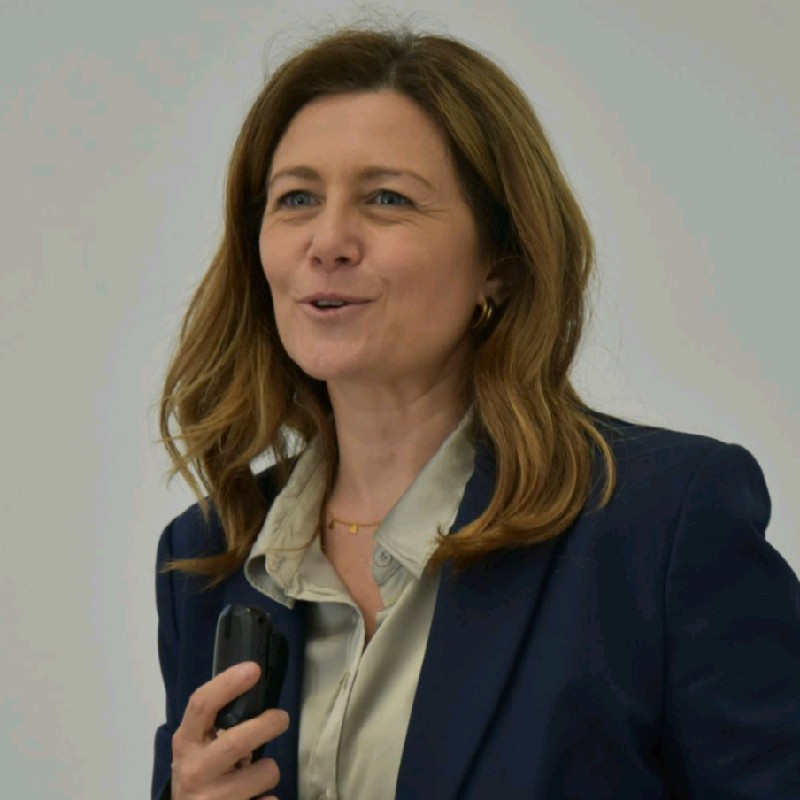 Foto di Prof.ssa Anna Carla Nazzaro